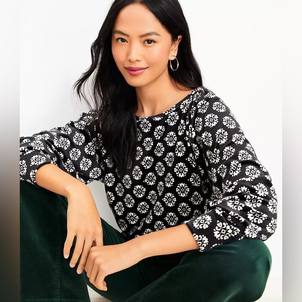 Loft Geo Velour Balloon Sleeves Black and White Top Size Large - Picture 12 of 14